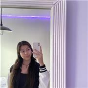 Profesora de inglés que imparte clases didácticas y efectivas a niños y niñas que cursen primaria o secundaria